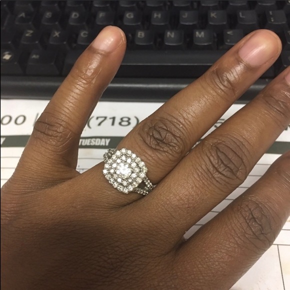 💎White Gold and Diamond Engagement Ring Appraised - Picture 5 of 8